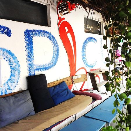 シアヌークビル Spicy23 - M' Pai Bayホステル エクステリア 写真